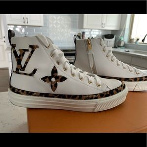 Louis Vuitton Sneakers